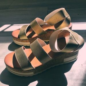 Metallic gold color sandals ✨